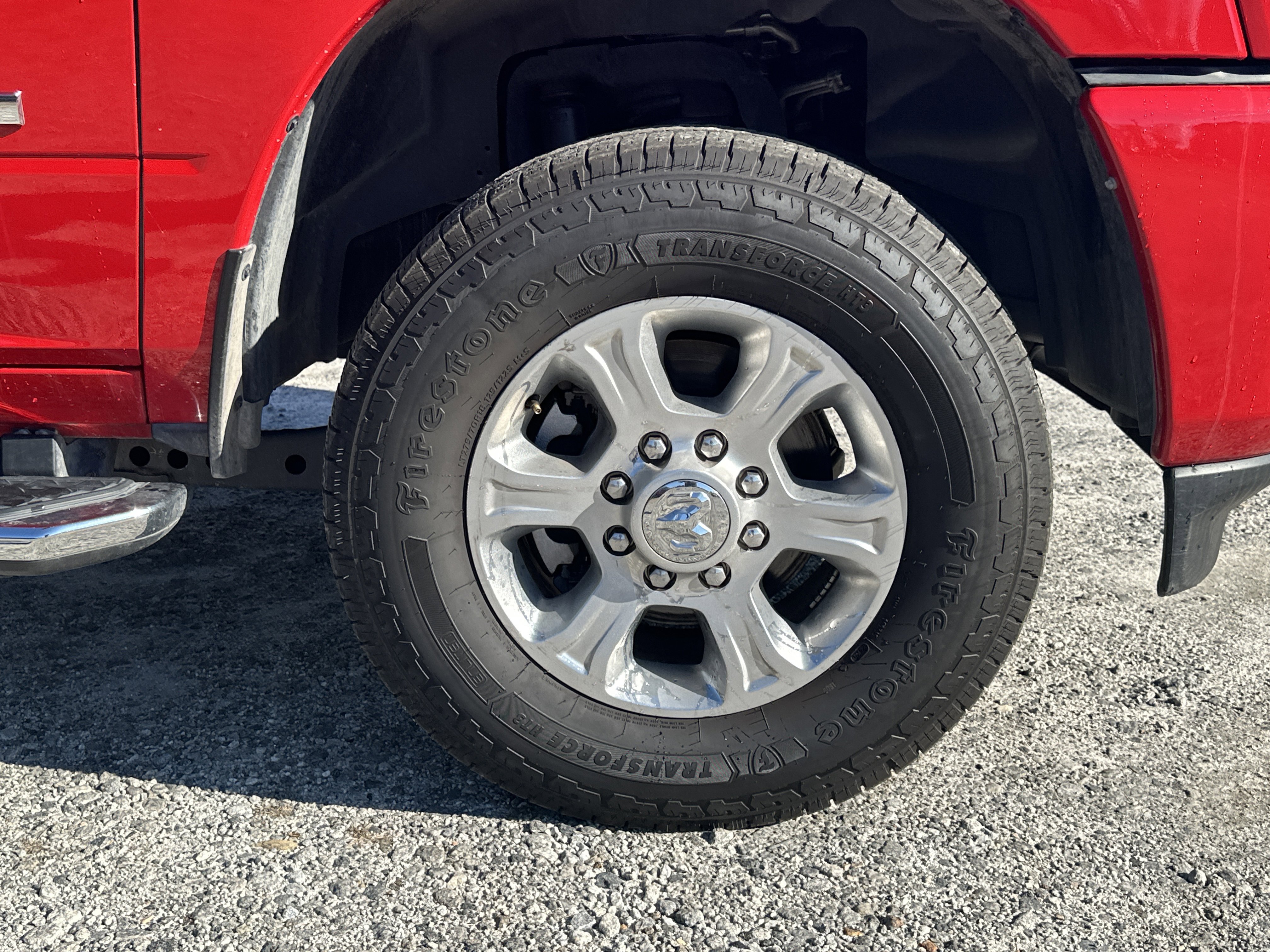 Used 2024 RAM 2500 Big Horn w/ Sport Appearance Package image 10