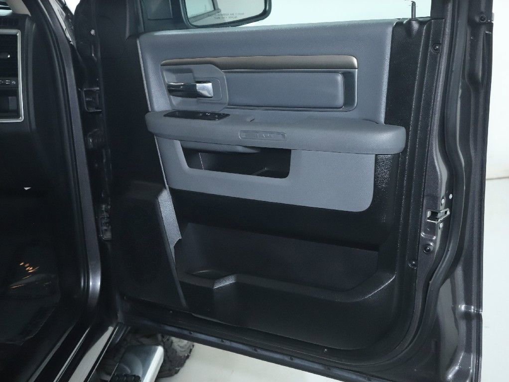 Used 2017 RAM 1500 Big Horn AWD/4WD image 32