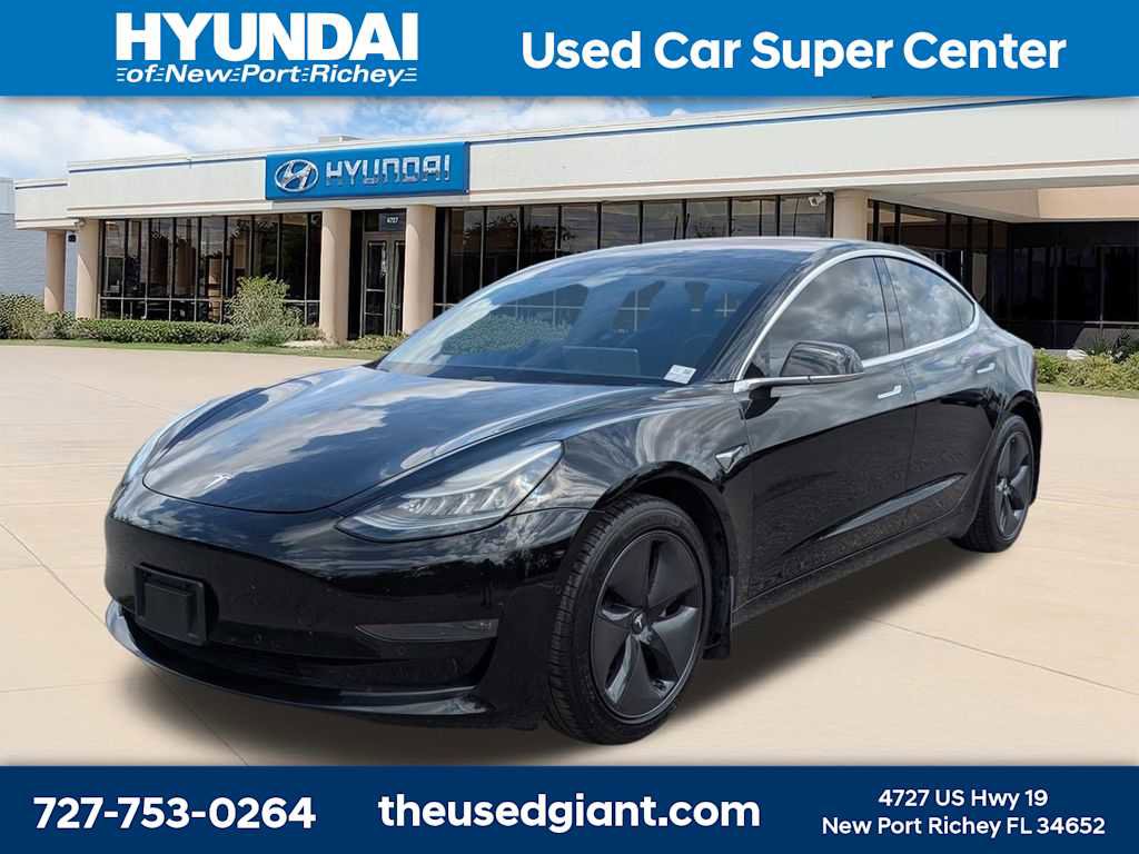 Used 2018 Tesla Model 3 Mid Range