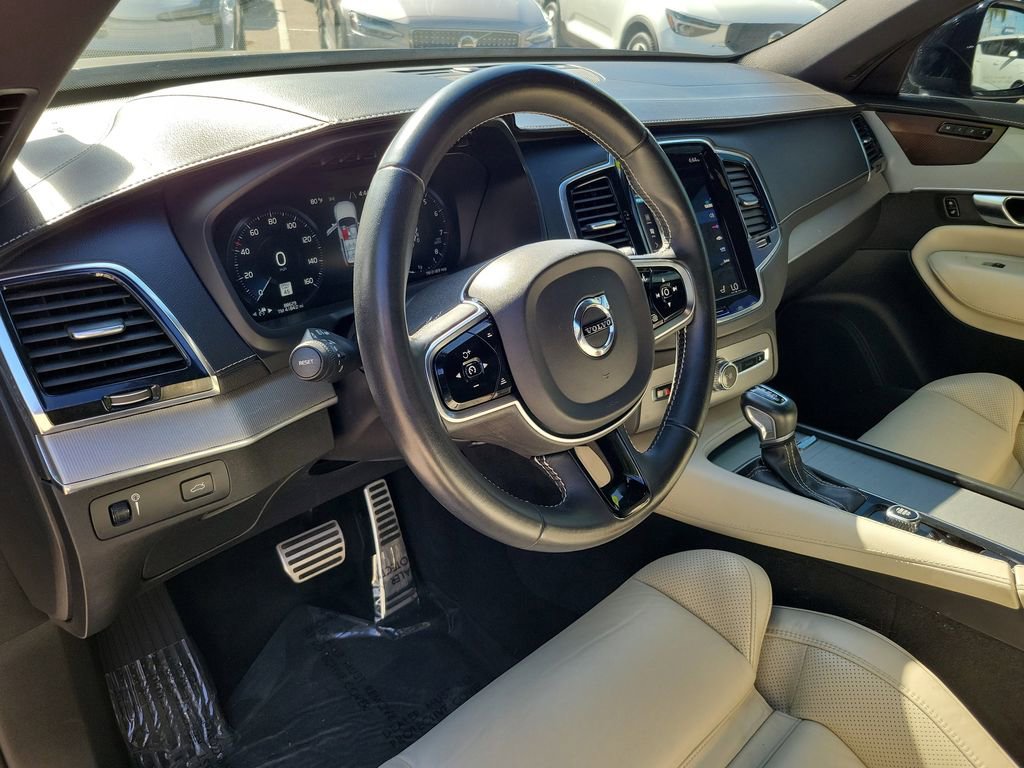 Used 2021 Volvo XC90 T6 R-Design w/ Protection Package Premier image 23