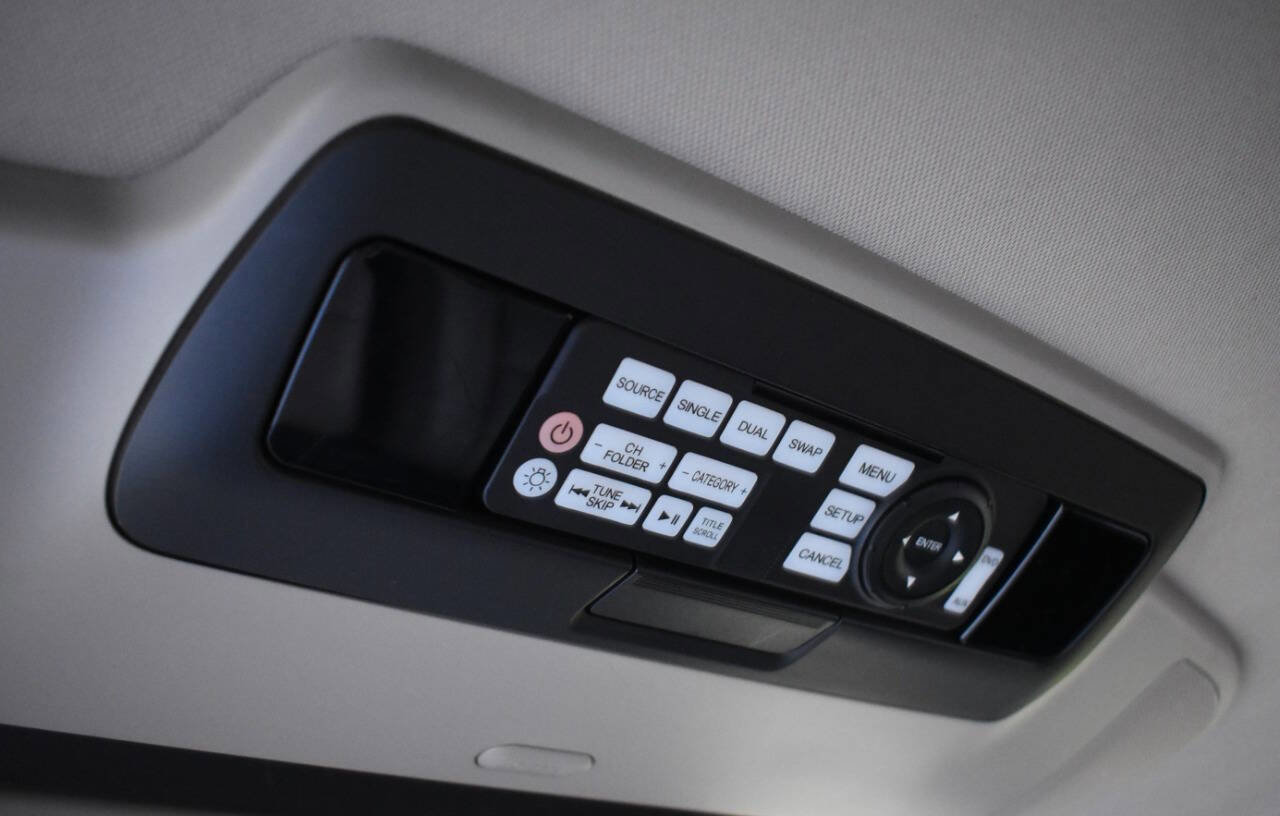 Used 2012 Honda Odyssey Touring image 38