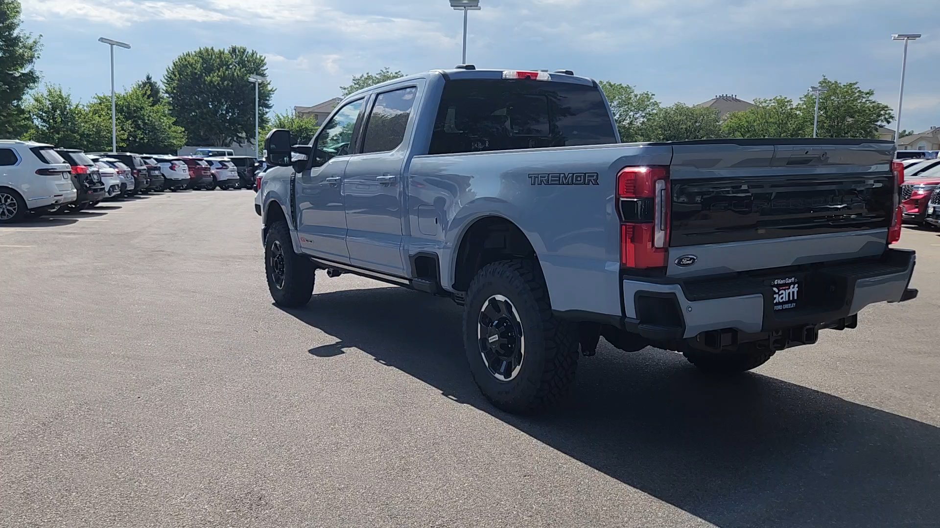 New 2026 Ford F350 Platinum w/ Tremor Off-Road Package AWD/4WD image 8