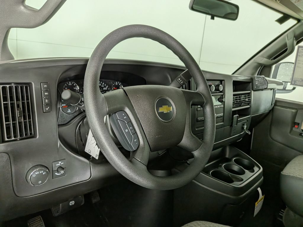 New 2026 Chevrolet Express 2500 w/ Driver Convenience Package RWD image 21