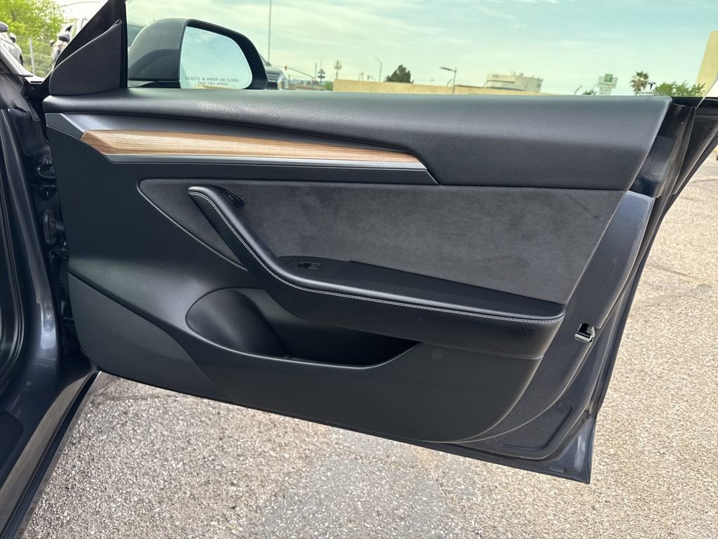 Used 2022 Tesla Model 3 Performance image 30