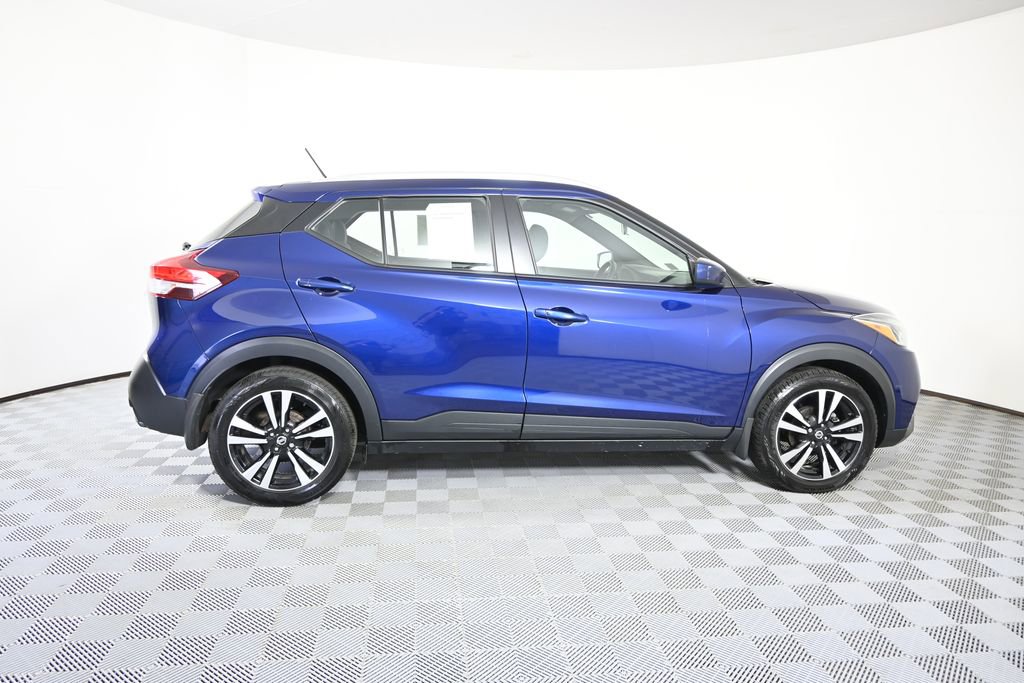 Used 2018 Nissan Kicks SV FWD image 7