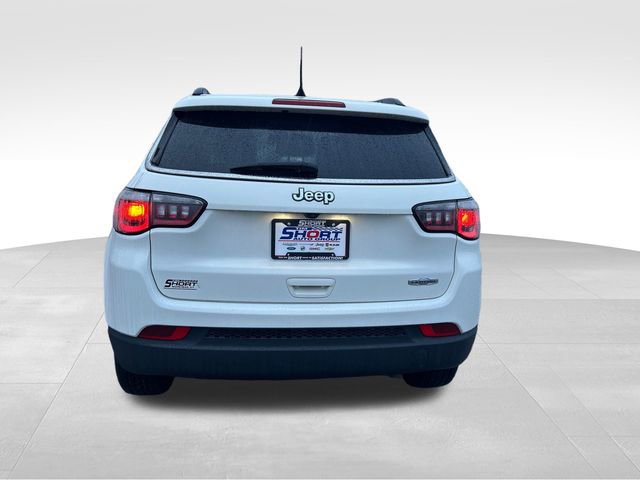 Used 2020 Jeep Compass Latitude image 4