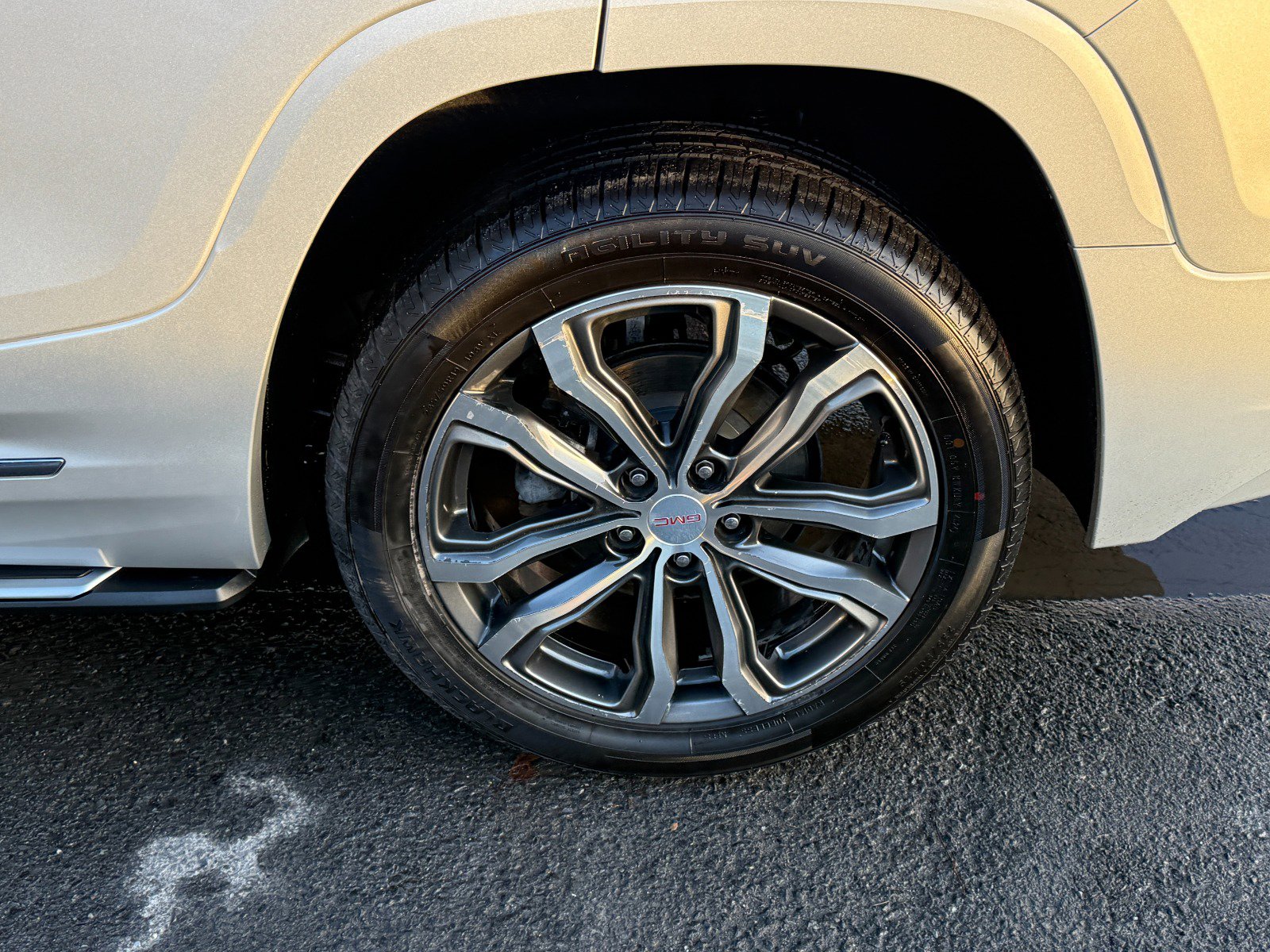 Used 2018 GMC Terrain Denali w/ LPO, 'HIT The Road' Package image 10