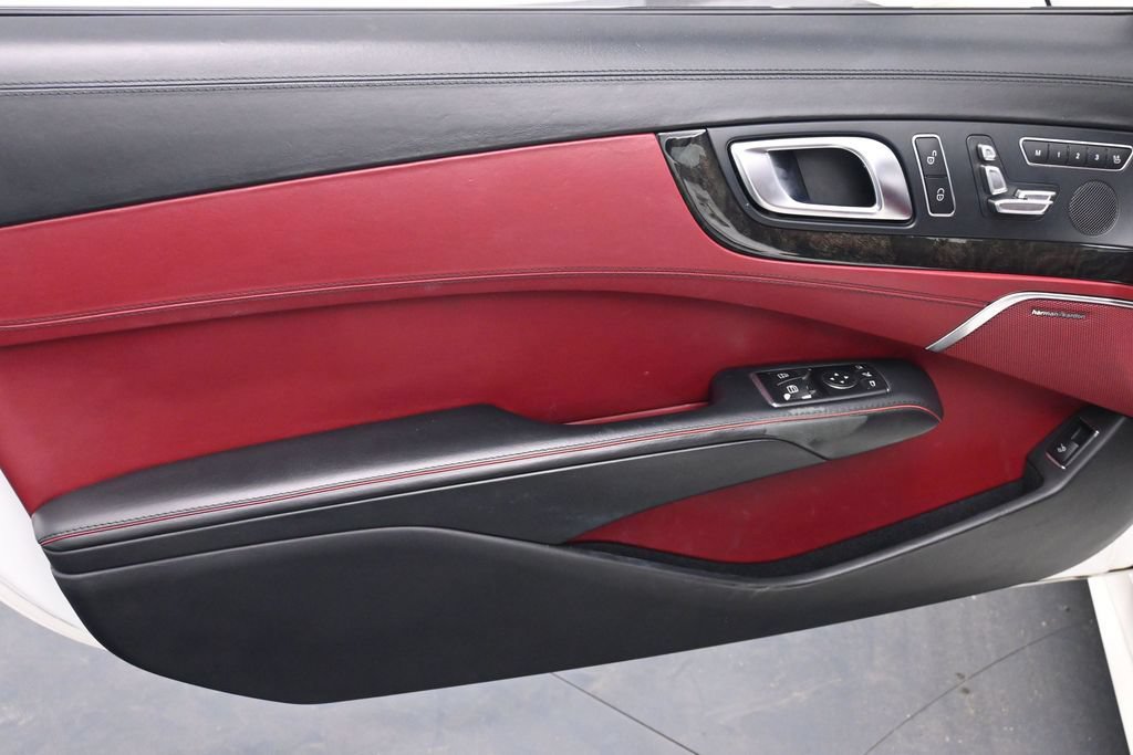 Used 2018 Mercedes-Benz SL 550 image 13