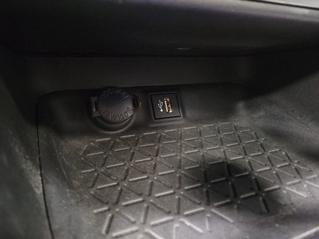 Used 2023 Toyota RAV4 XLE image 17