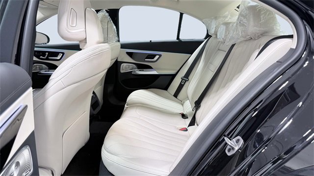 New 2026 Mercedes-Benz E 450 4MATIC Sedan image 7