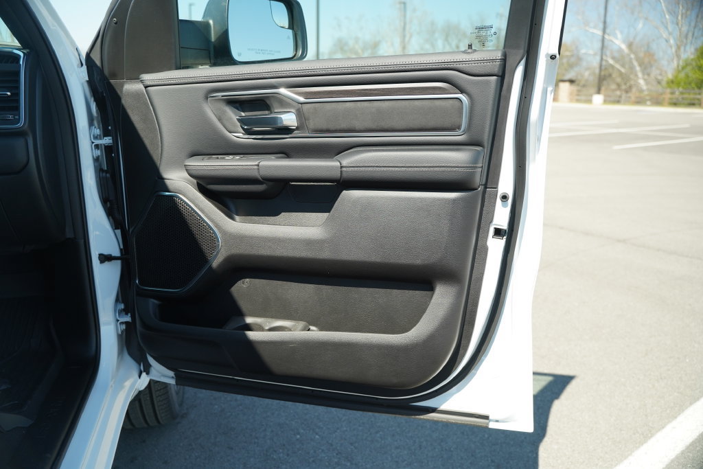 New 2026 RAM 1500 Laramie w/ Night Edition AWD/4WD image 19