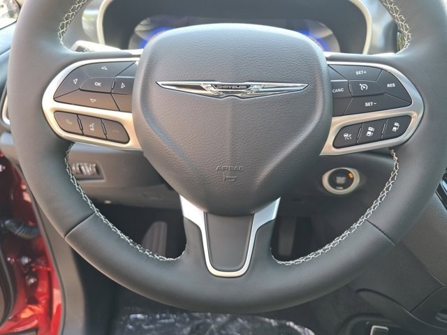 New 2026 Chrysler Pacifica Select image 31