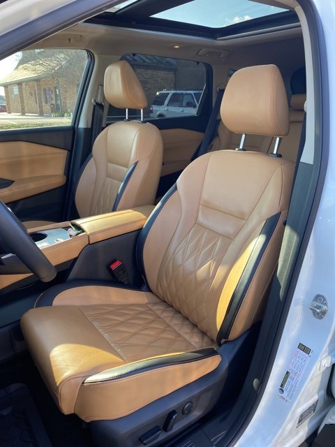 Used 2021 Nissan Rogue Platinum image 10