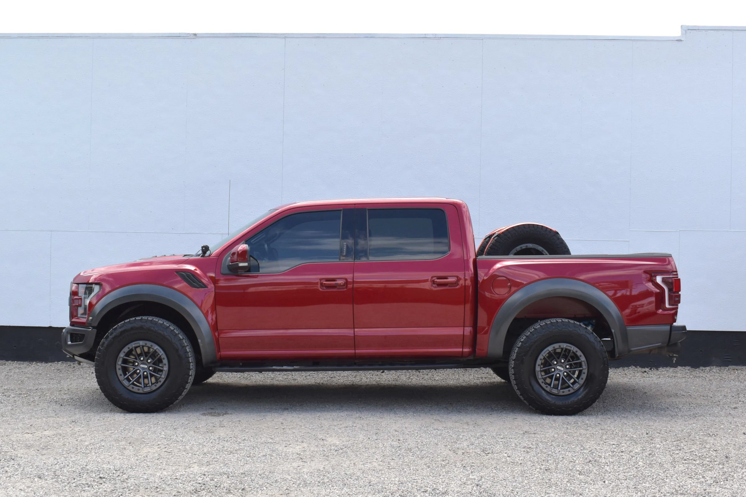 Used 2018 Ford F150 Raptor w/ Equipment Group 802A Luxury AWD/4WD image 48