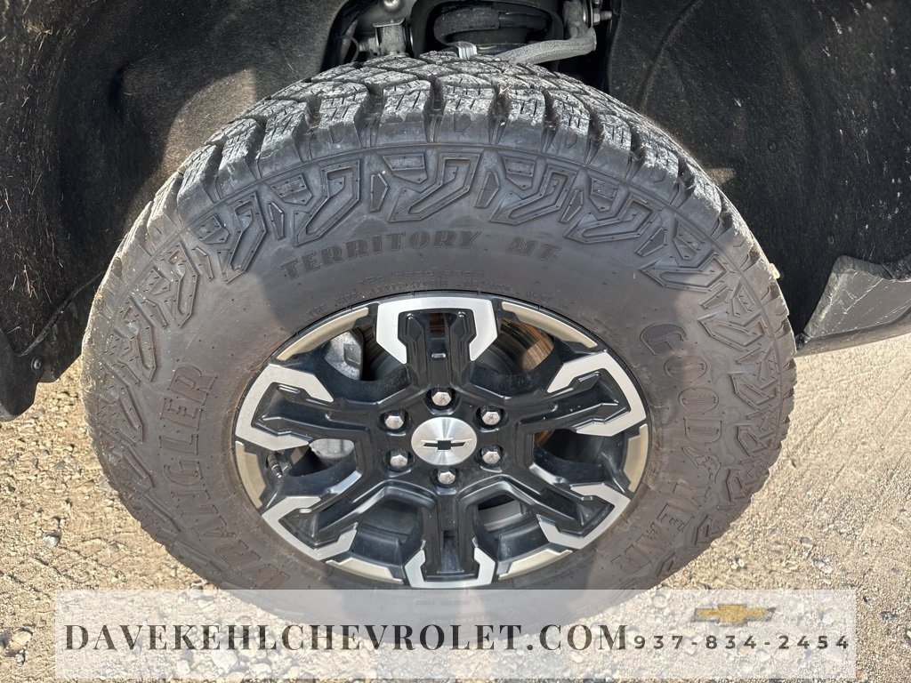 Used 2023 Chevrolet Silverado 1500 ZR2 image 40