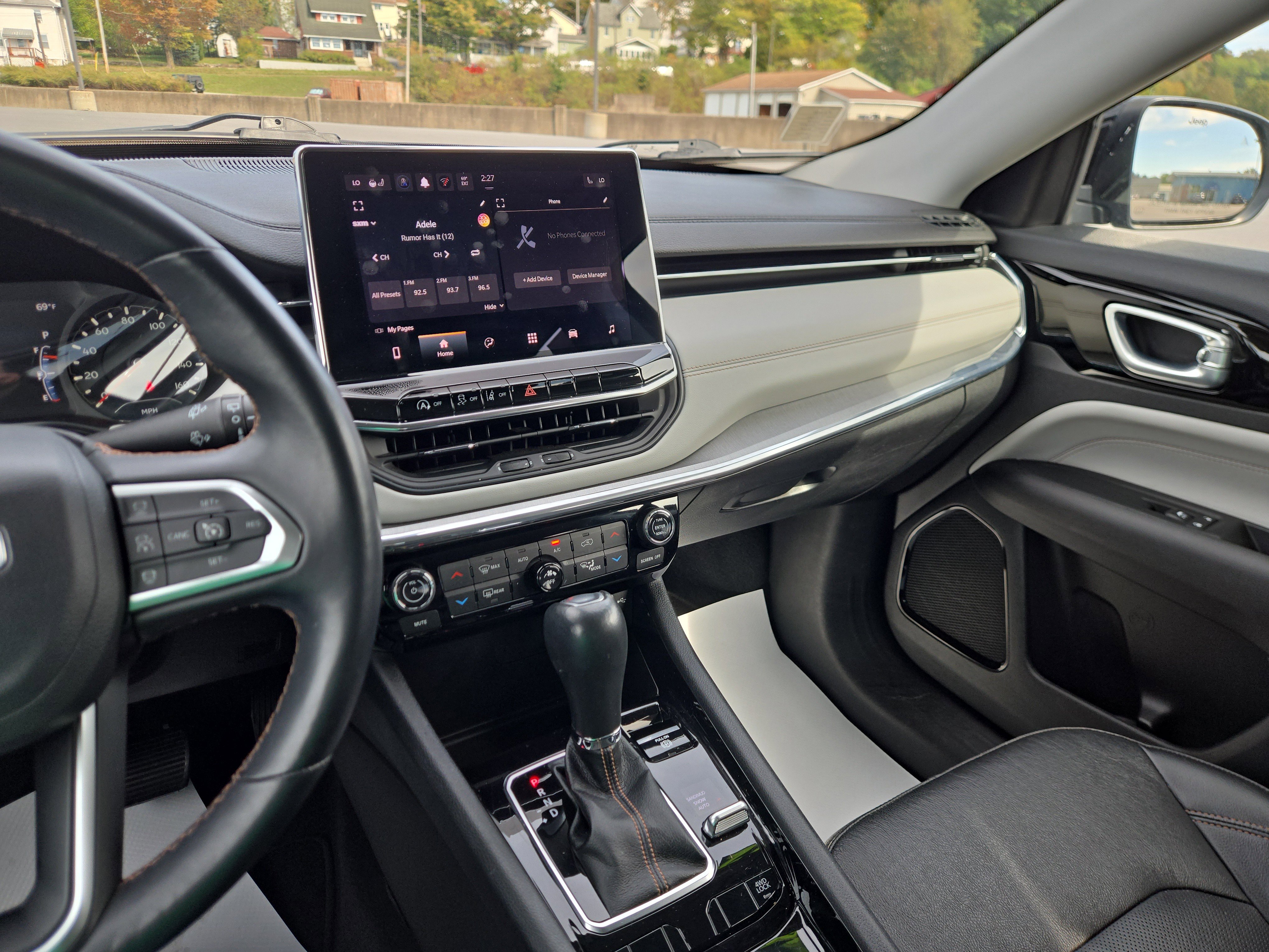 Used 2022 Jeep Compass Limited image 22