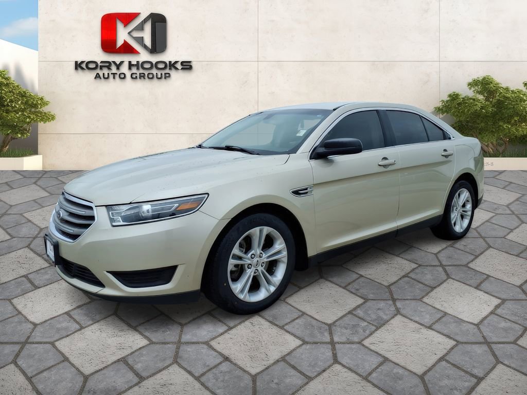 Used 2018 Ford Taurus SE