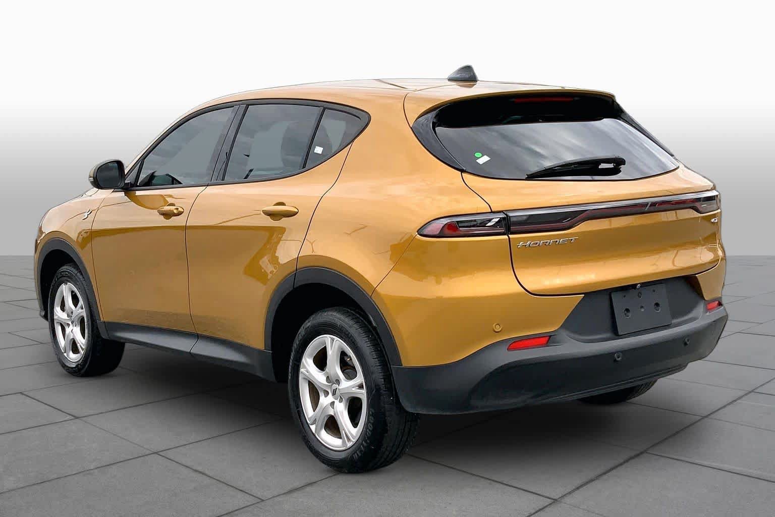 Used 2024 Dodge Hornet GT AWD/4WD image 11