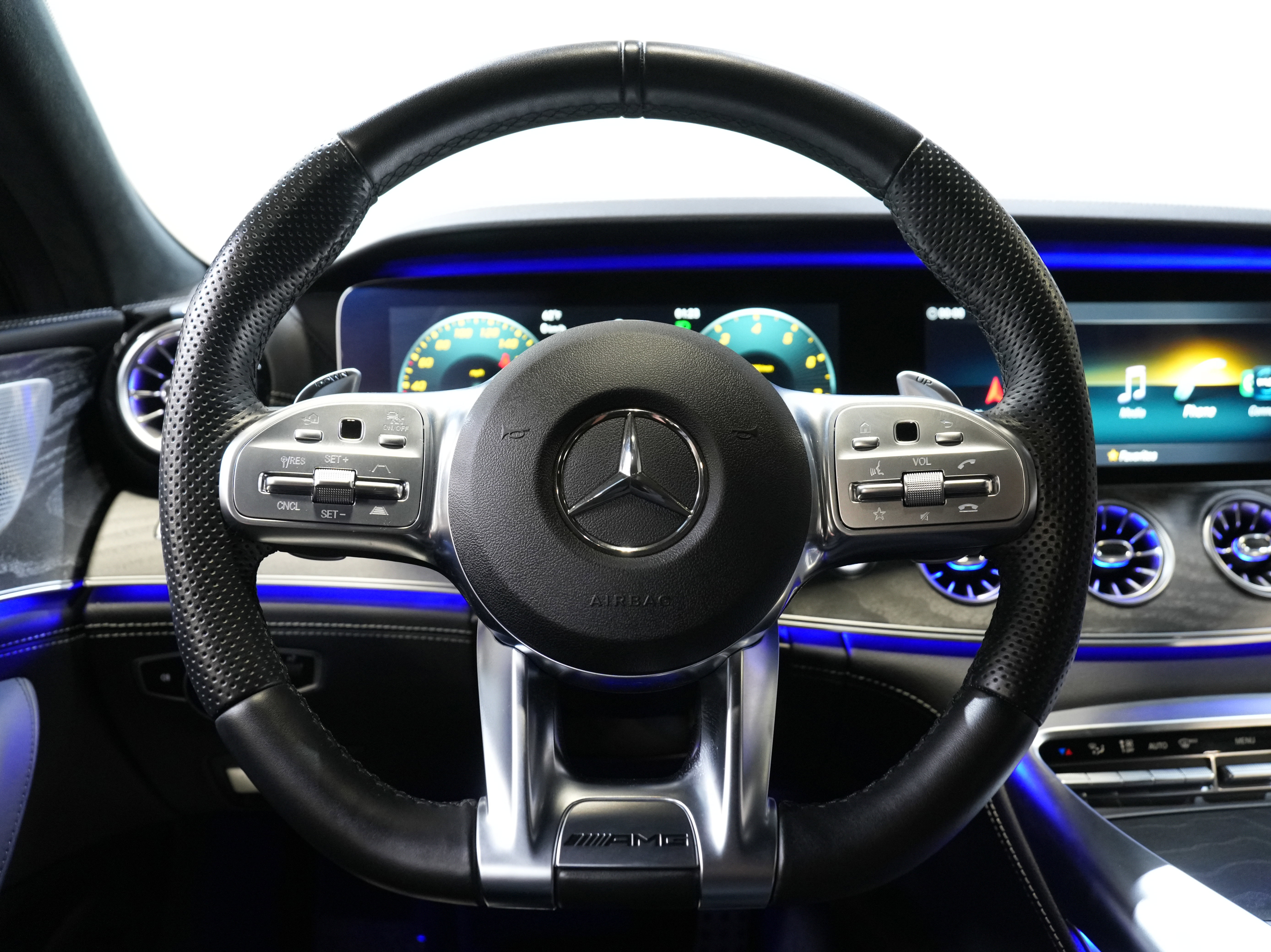 Used 2019 Mercedes-Benz AMG GT 63 w/ AMG Aerodynamics Package image 44