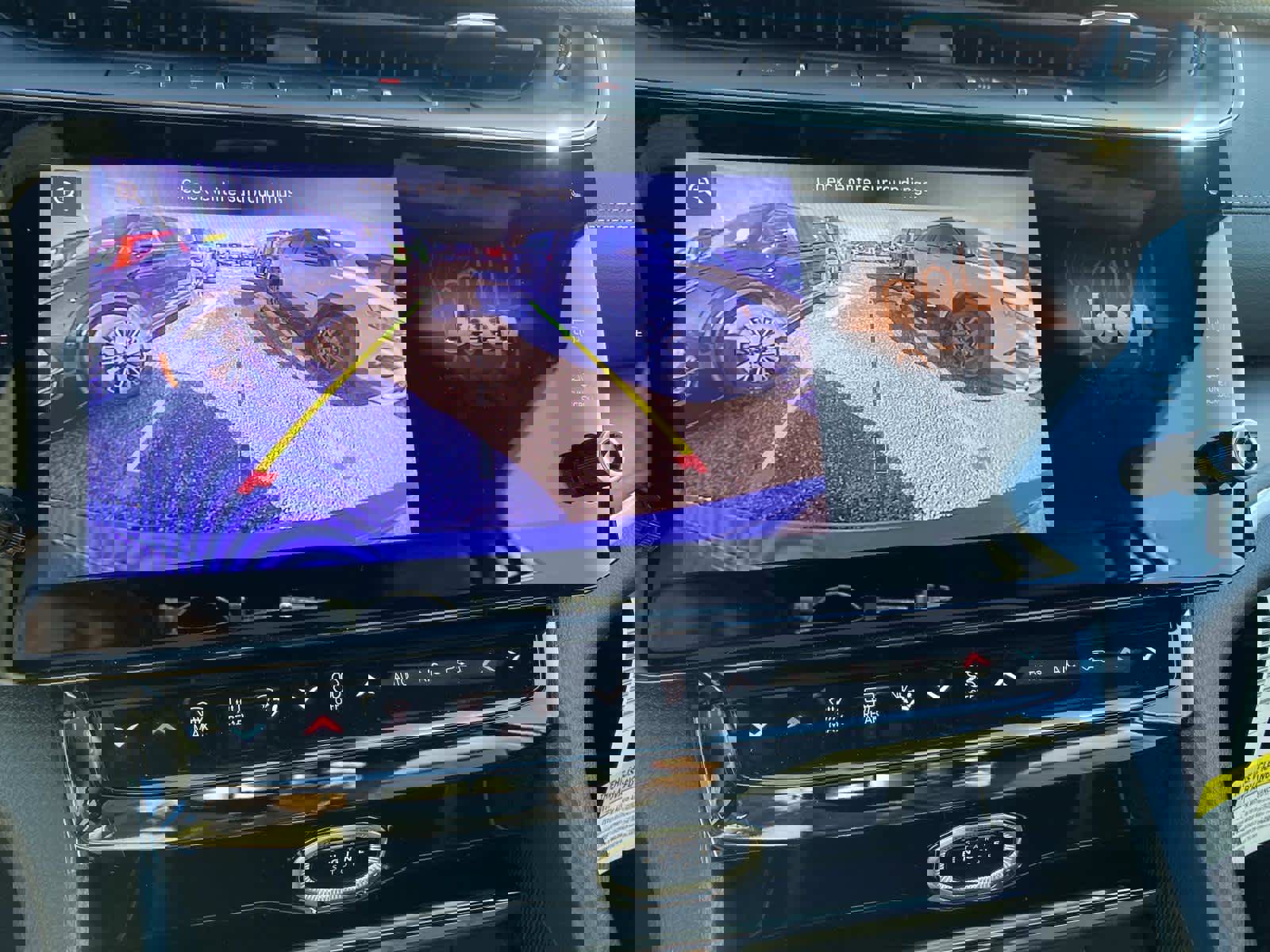 New 2026 Jeep Grand Cherokee Altitude image 12