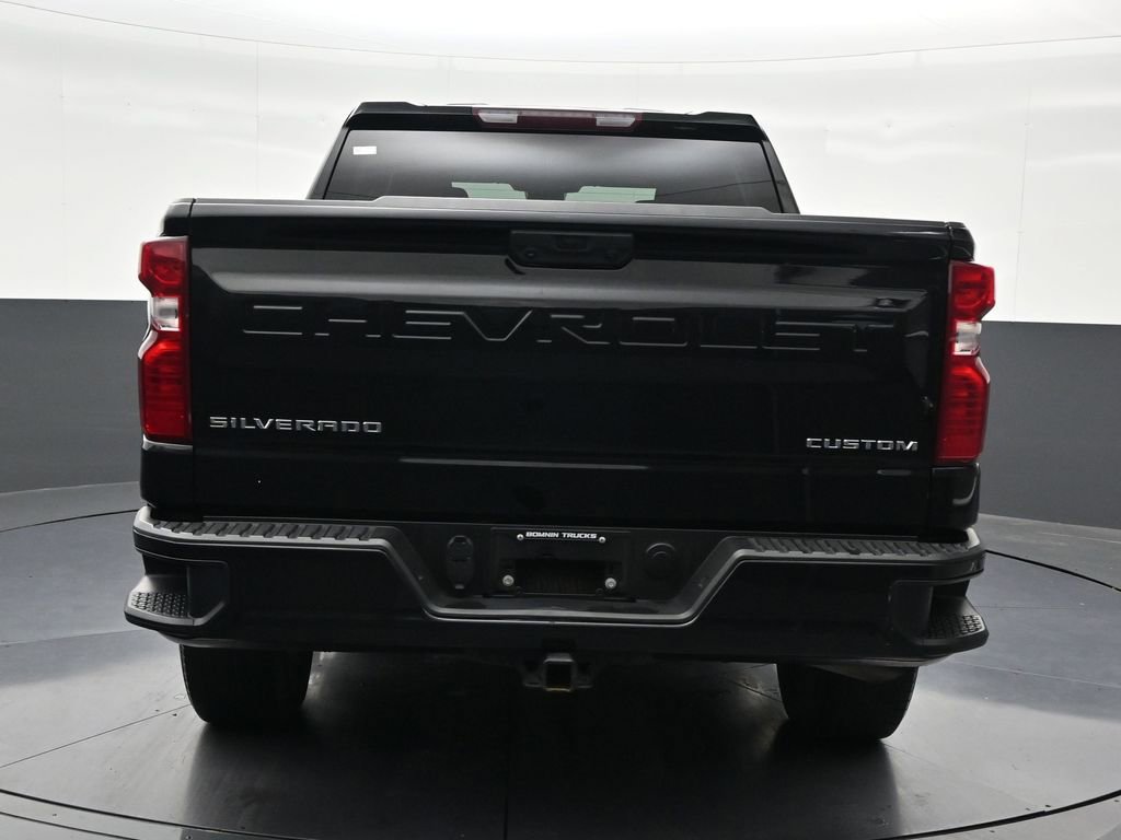 Used 2022 Chevrolet Silverado 1500 Custom RWD image 4