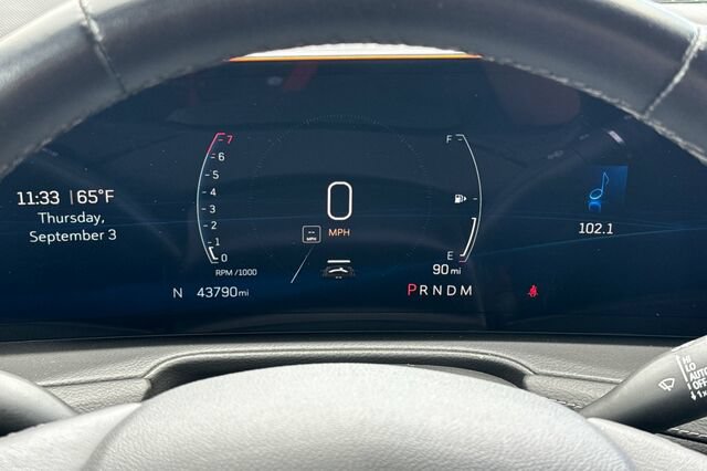 Certified 2025 Cadillac XT4 Premium Luxury FWD image 25