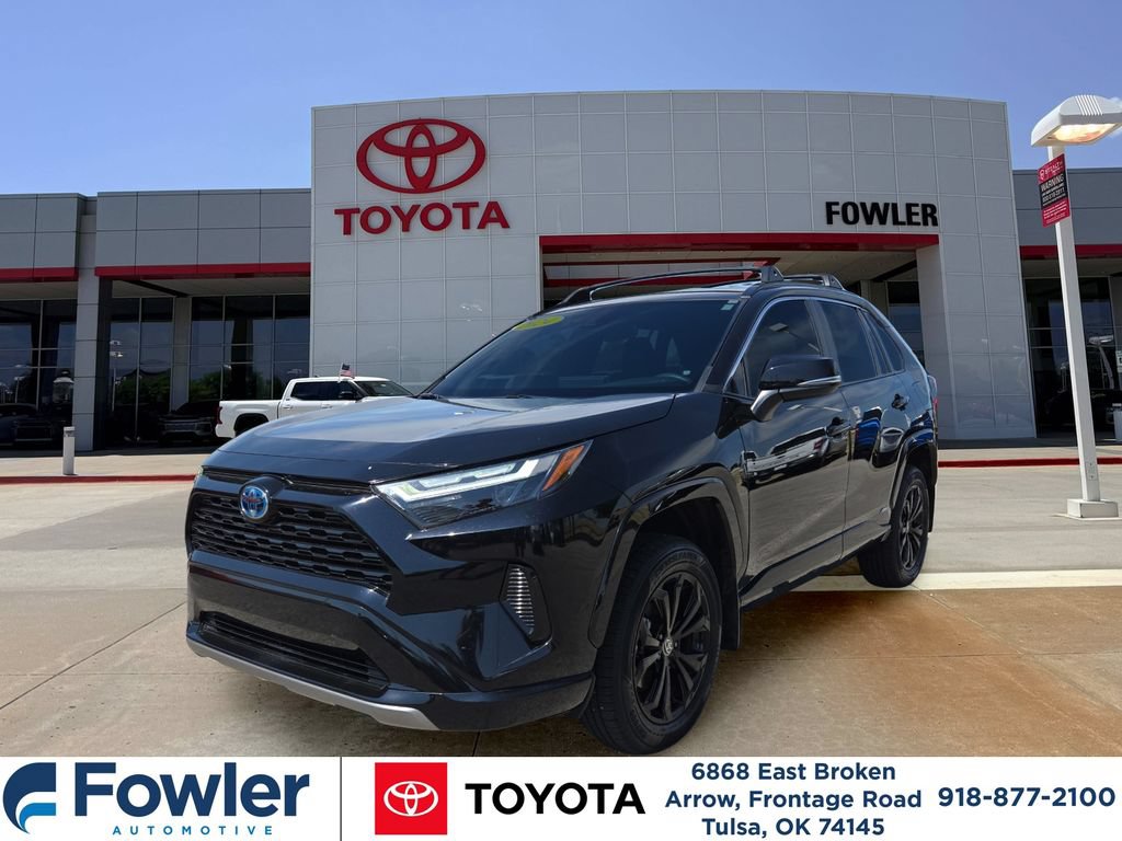 Used 2024 Toyota RAV4 SE