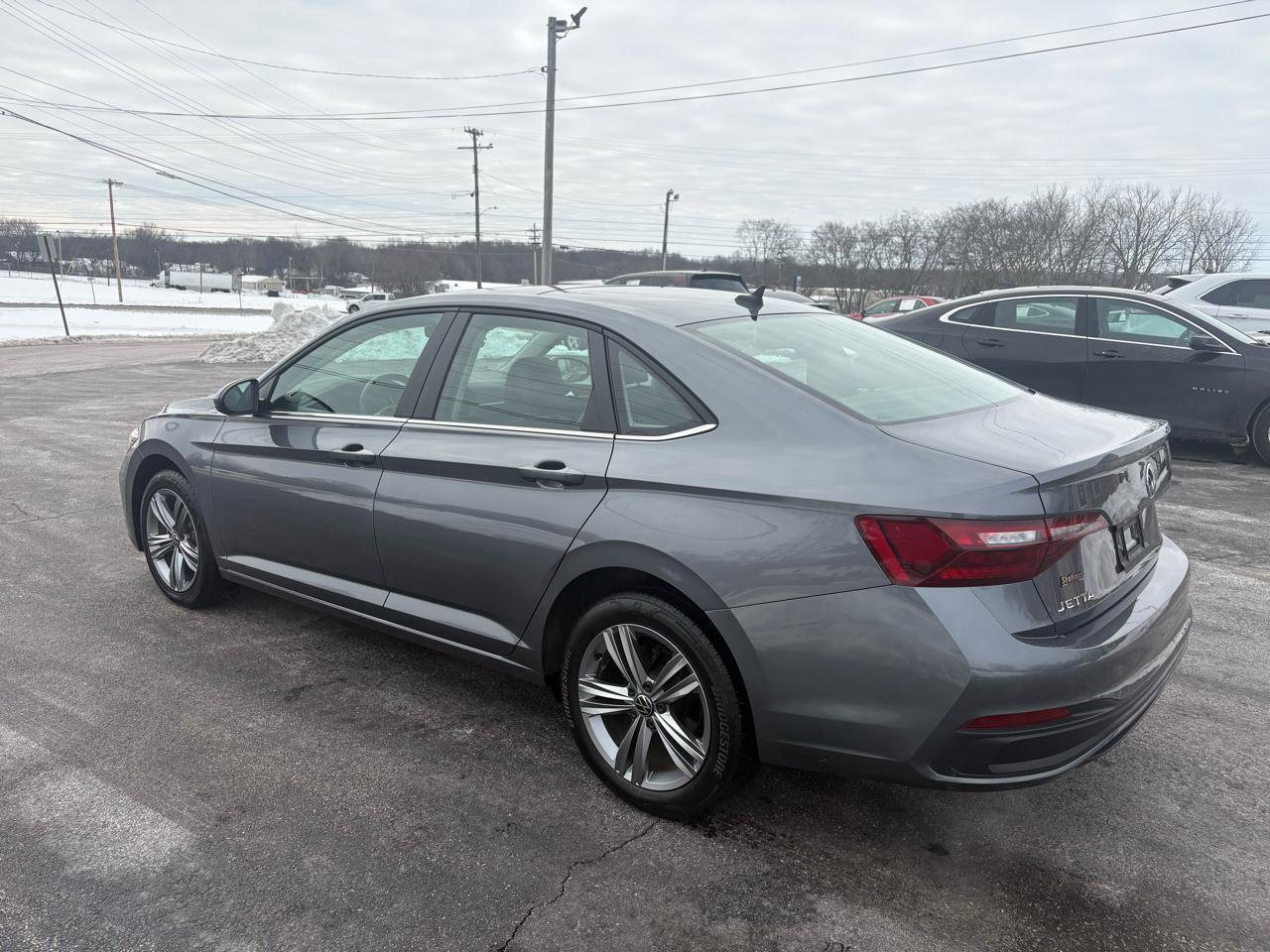 Used 2024 Volkswagen Jetta SE FWD image 26