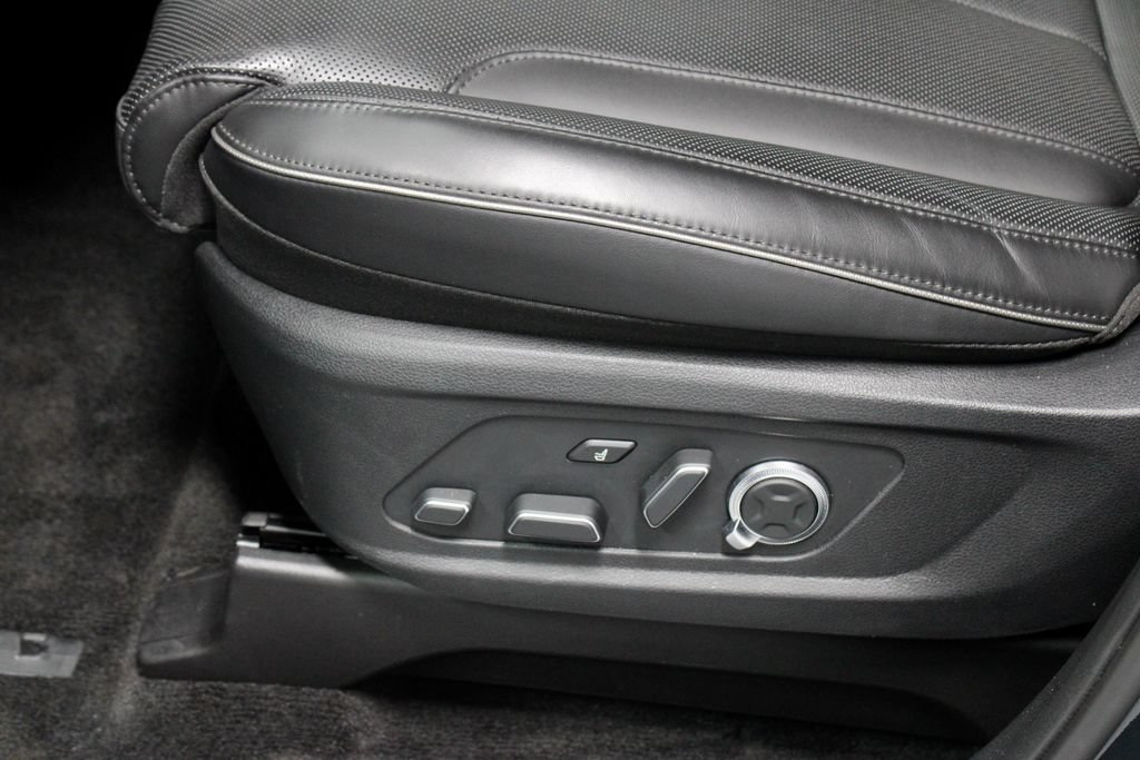 Used 2025 Hyundai Palisade Calligraphy FWD image 25