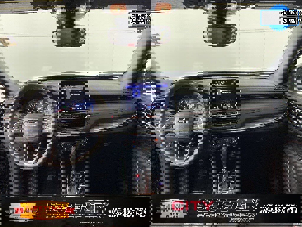 Used 2024 Jeep Compass Trailhawk w/ Trailhawk Convenience Group image 26