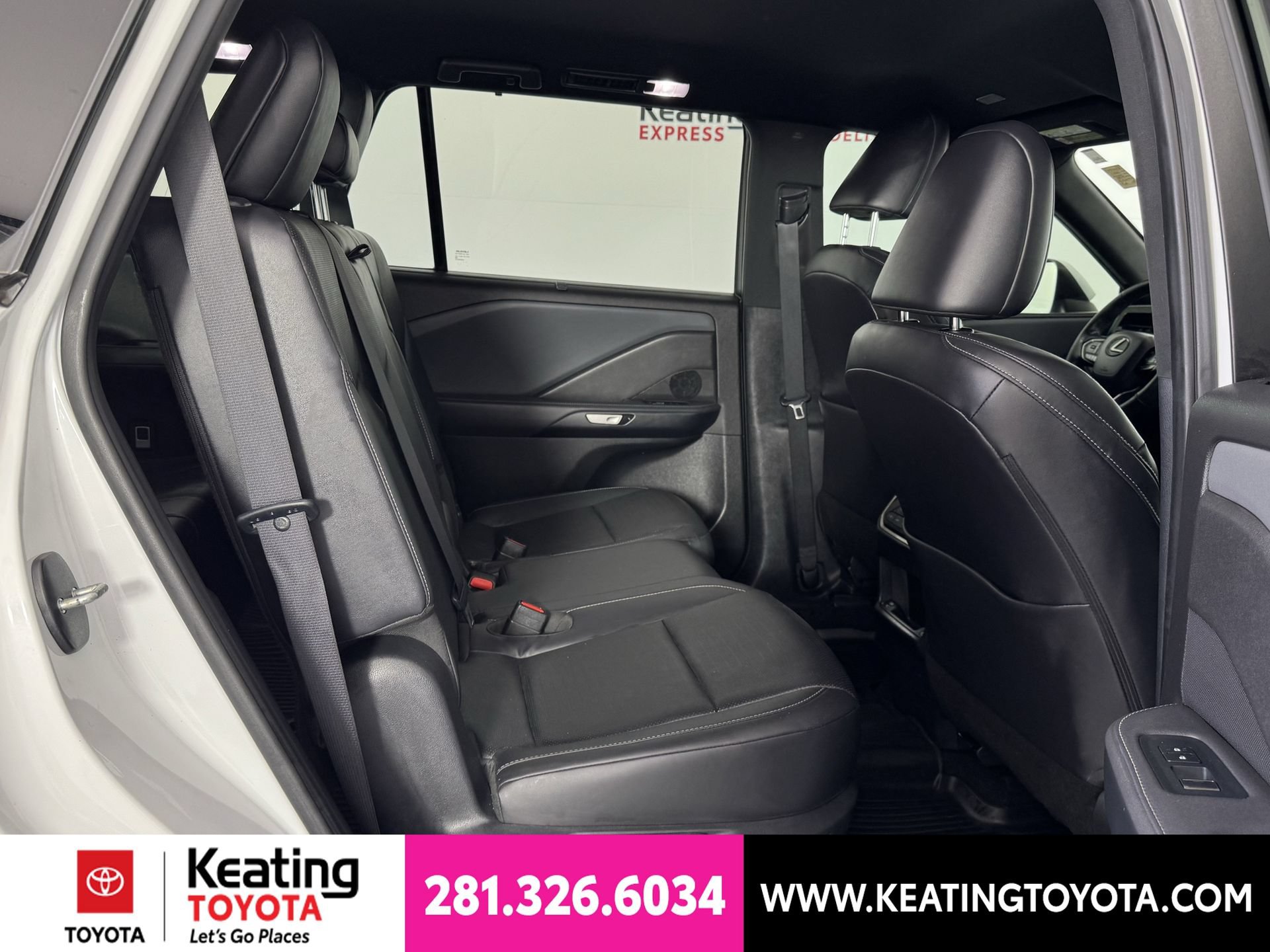 Used 2024 Lexus TX 350 FWD w/ Cold Weather Package image 18