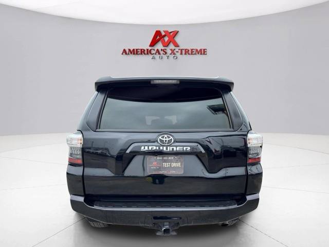 Used 2024 Toyota 4Runner SR5 AWD/4WD image 5