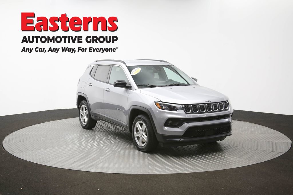 Used 2024 Jeep Compass Latitude AWD/4WD image 46
