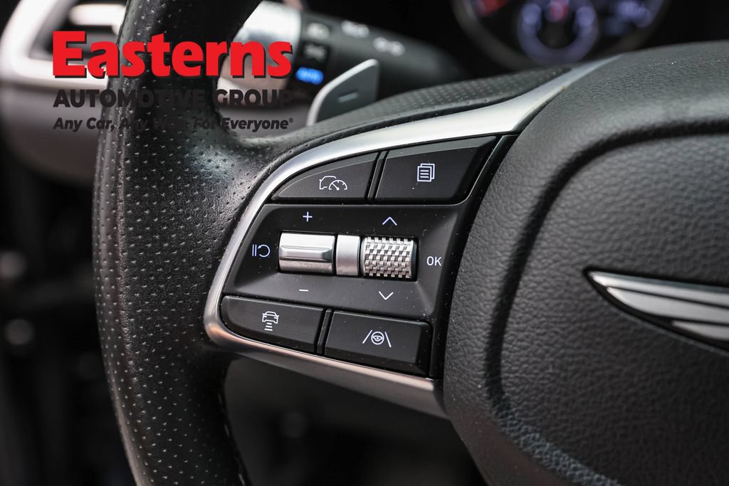 Used 2025 Genesis G70 2.5T RWD image 15