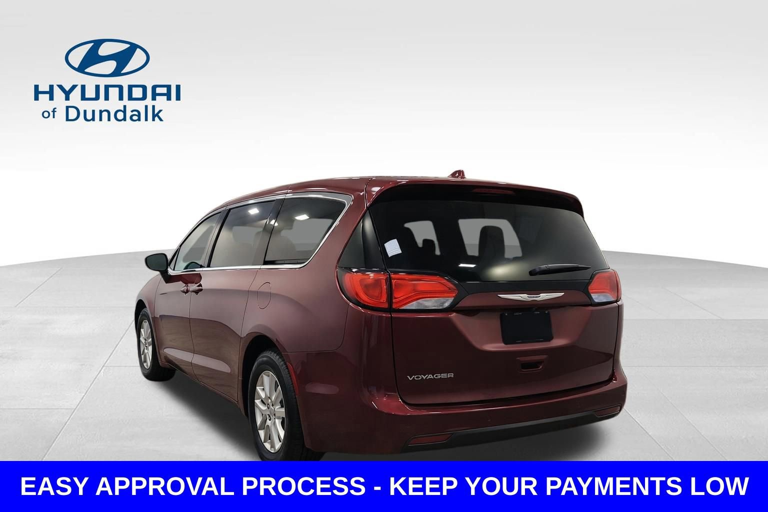 Used 2020 Chrysler Voyager LX FWD image 5