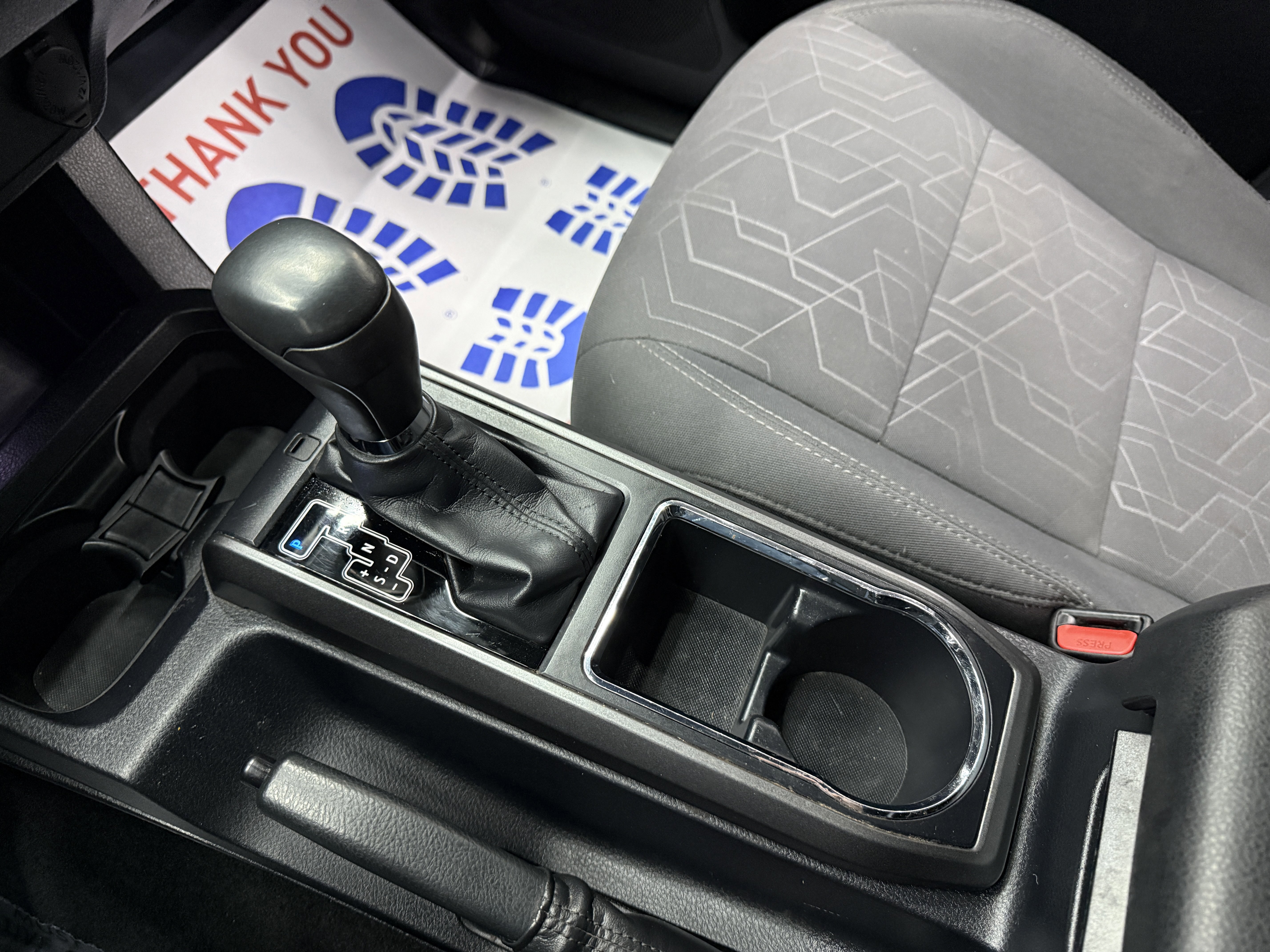 Used 2017 Toyota Tacoma TRD Off-Road image 19