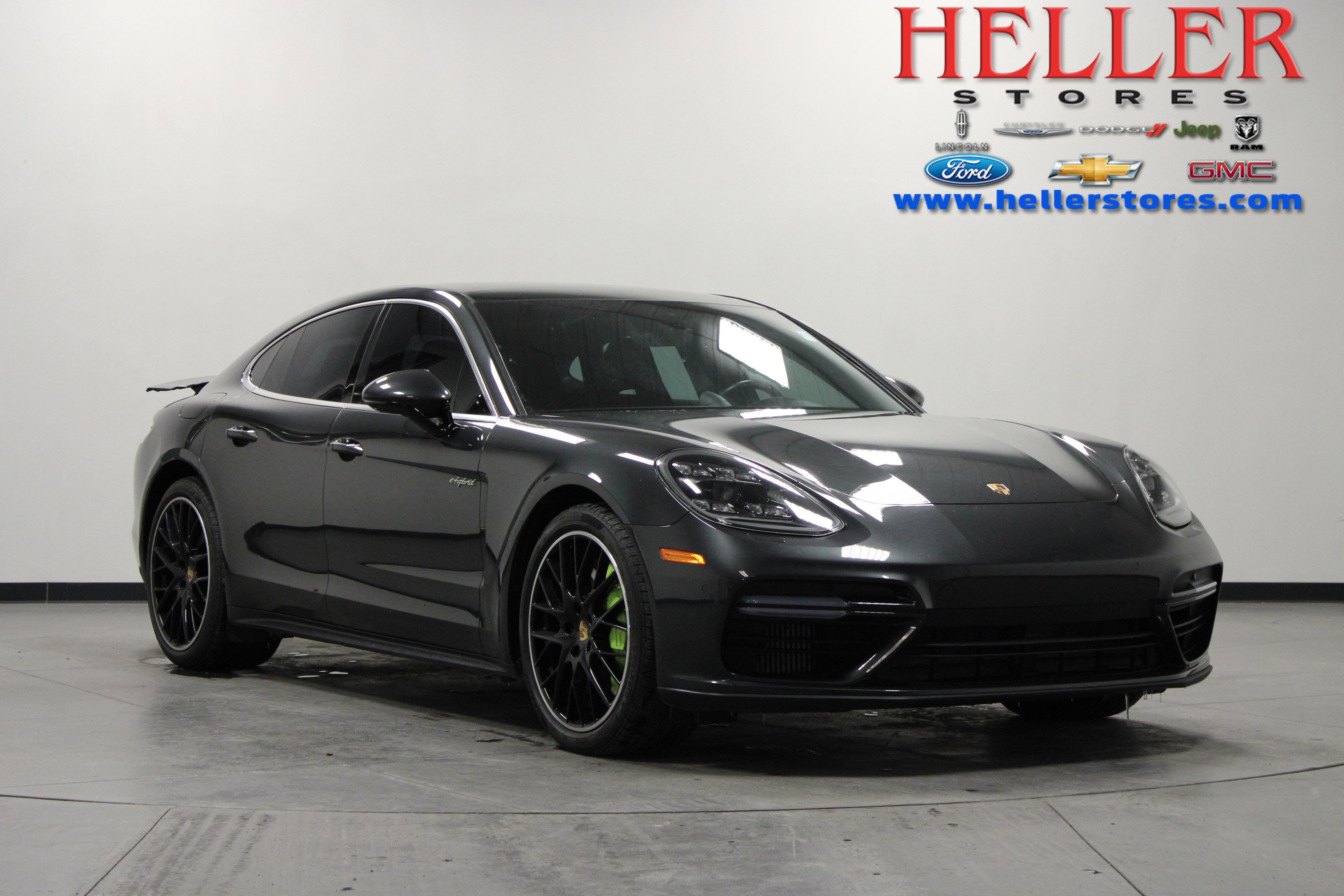 Used 2018 Porsche Panamera Turbo S image 1