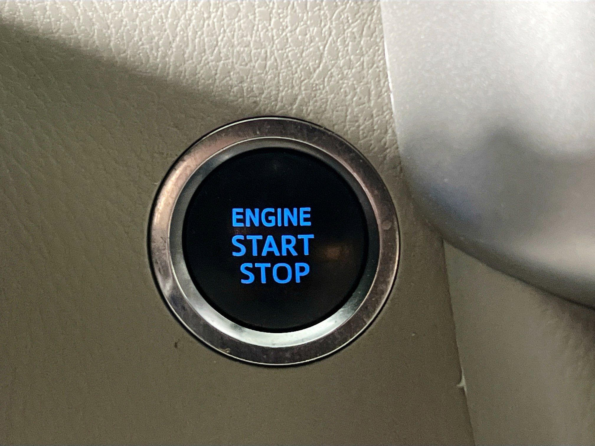 Used 2019 Toyota Highlander XLE image 24