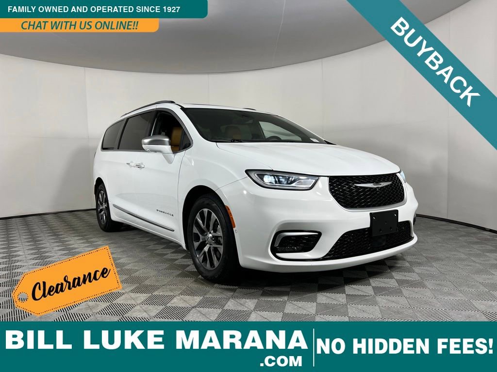 Used 2022 Chrysler Pacifica Pinnacle image 1