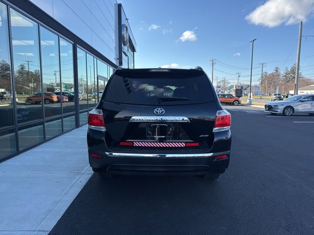 Used 2013 Toyota Highlander SE image 4