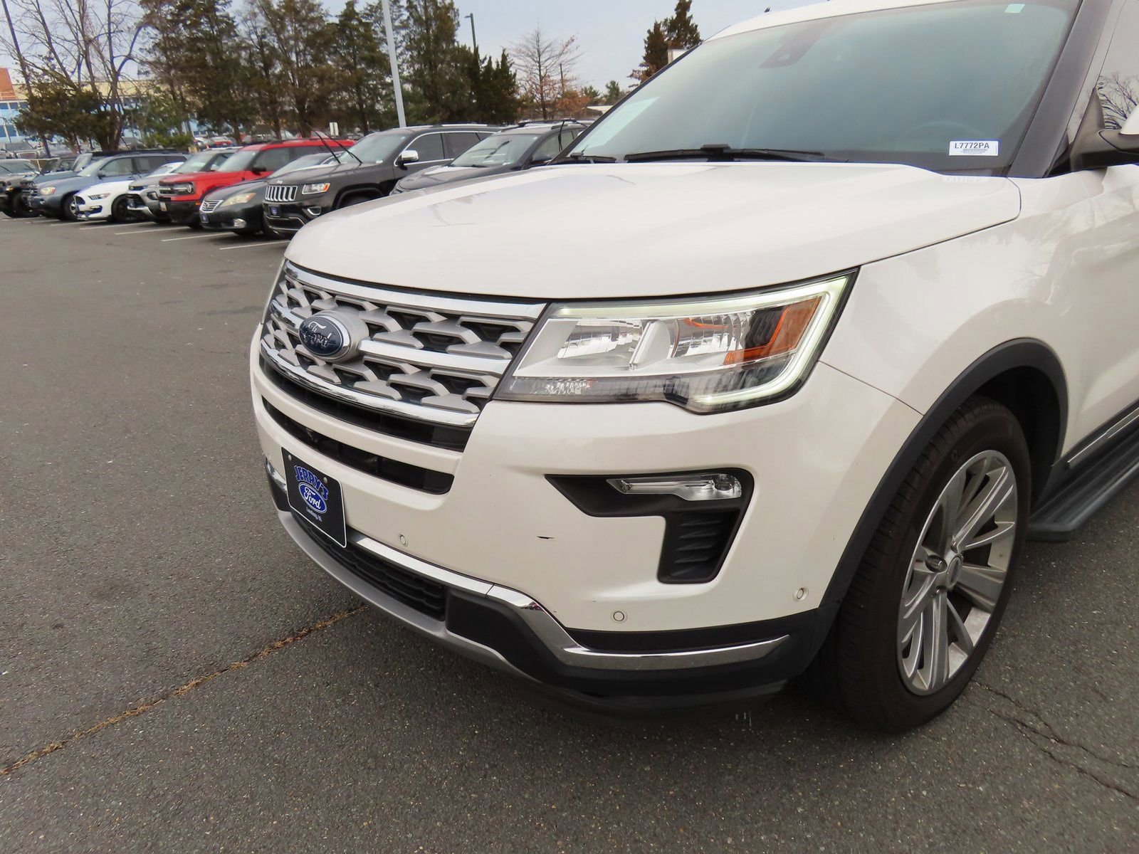 Used 2018 Ford Explorer Limited w/ Equipment Group 301A image 9