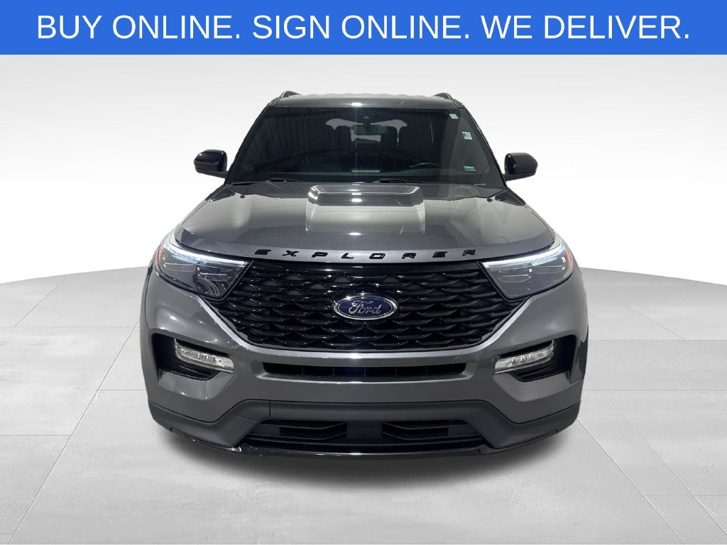 Used 2023 Ford Explorer ST-Line w/ Class IV Trailer Tow Package AWD/4WD image 11