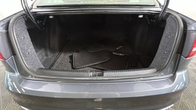 Used 2017 Volkswagen Jetta SE FWD image 27