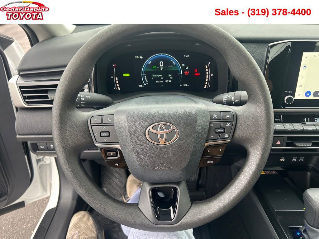 Used 2026 Toyota Camry LE image 13