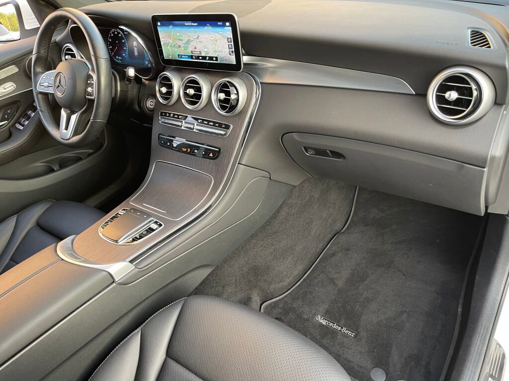 Certified 2022 Mercedes-Benz GLC 300 4MATIC image 18