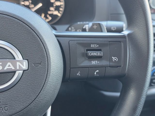 Used 2024 Nissan Pathfinder S image 34