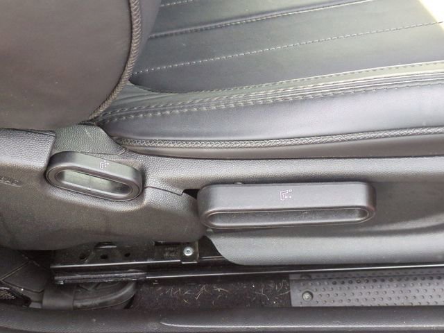 Used 2019 MINI Cooper John Cooper Works w/ Storage Package image 28