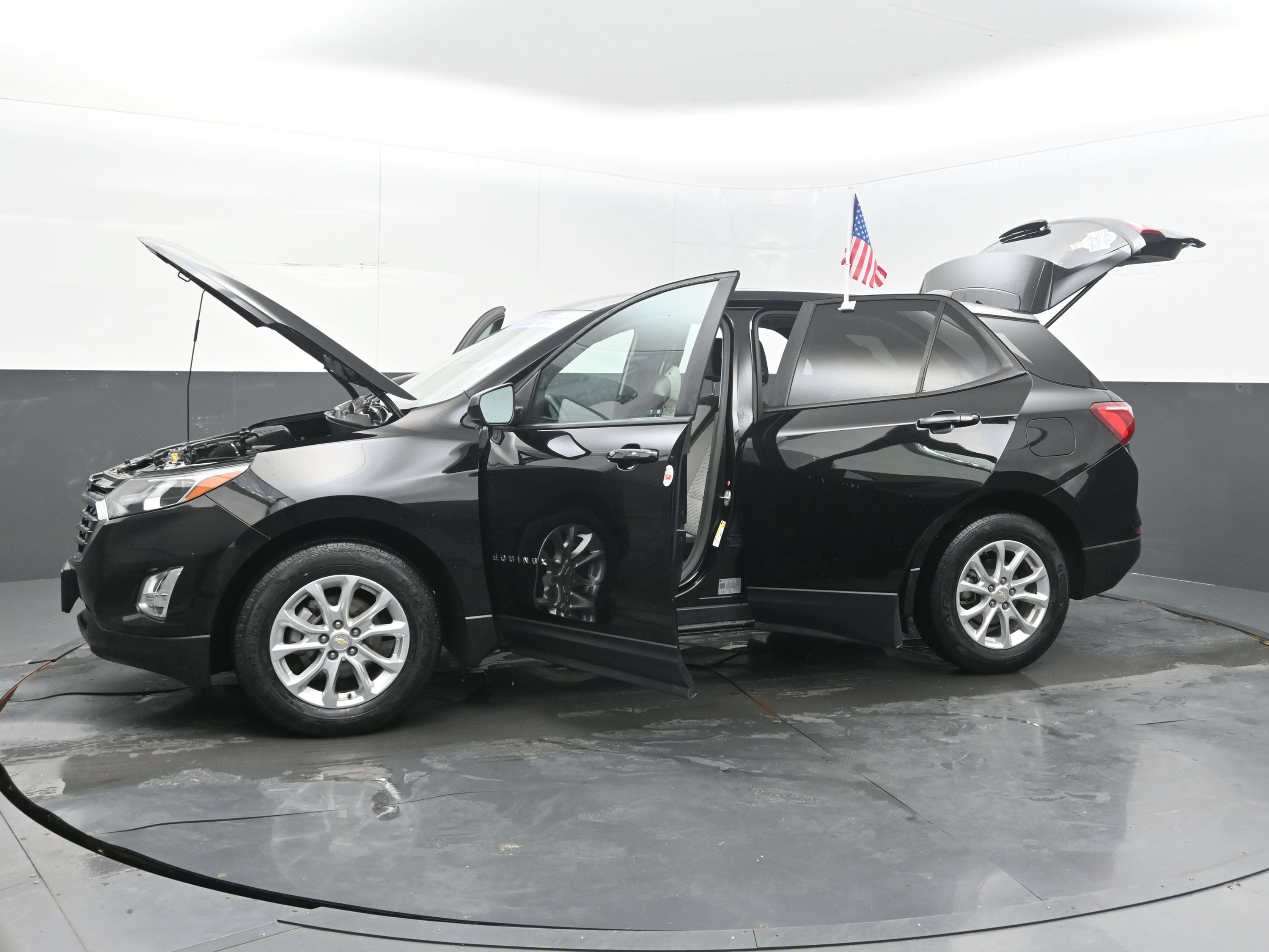 Used 2021 Chevrolet Equinox LS w/ LS Convenience Package FWD image 44