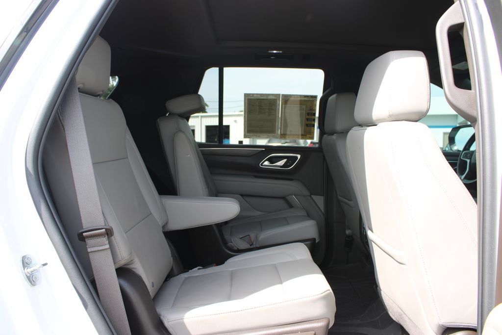 Used 2022 Chevrolet Tahoe LT w/ Luxury Package RWD image 37
