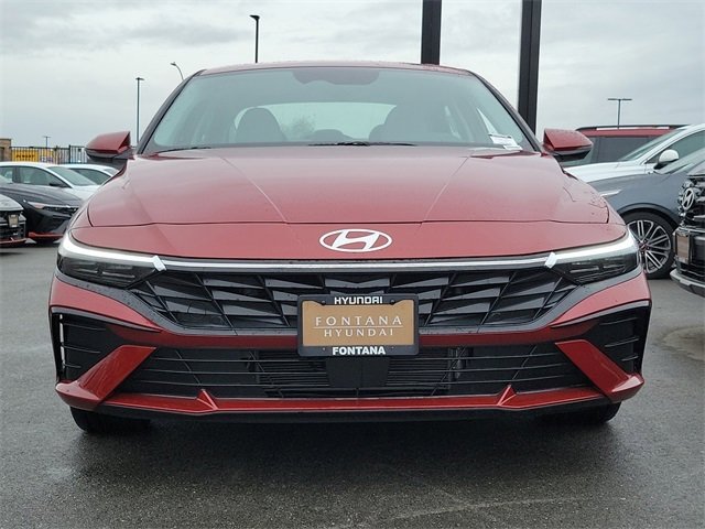 New 2025 Hyundai Elantra Limited image 27